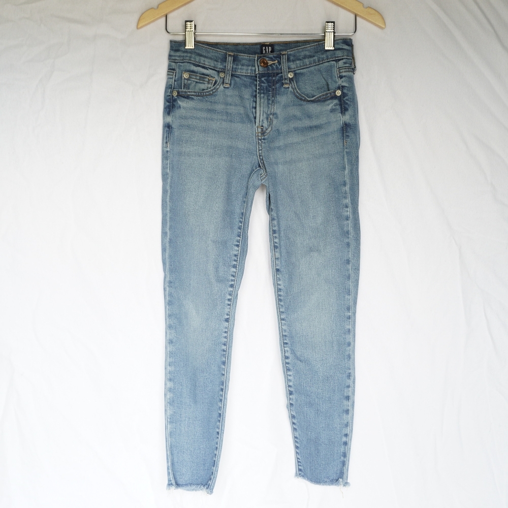 GAP True Skinny Light Blue Jeans
